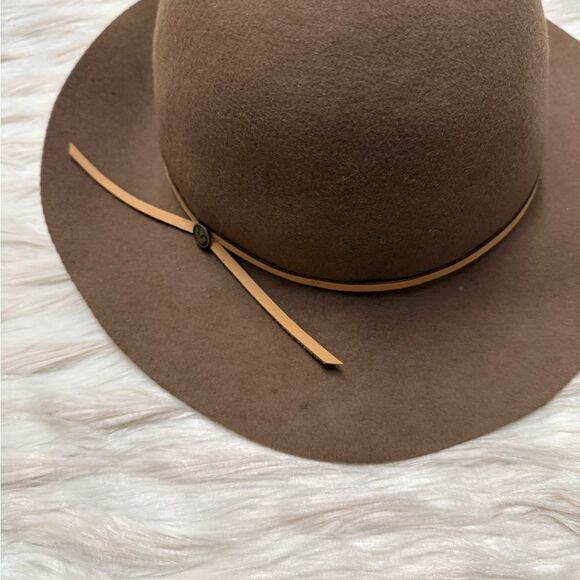 Goorin Bros Classic Felt Wool Hat with Leather Band in Brown - Picture 4 of 9